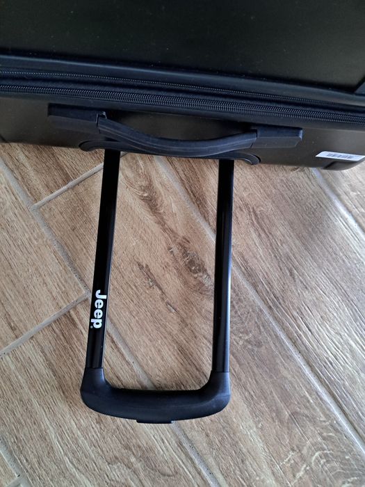 Твърд куфар Jeep 71см