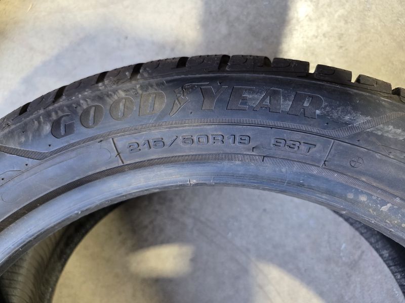 215/50/19 GOODYEAR 2бр