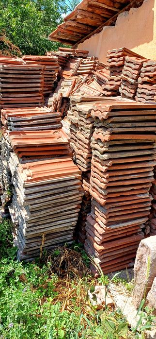 Продавам керемиди