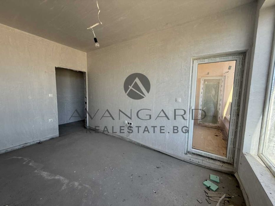 Продава се Тристаен апартамент в Пловдив, Христо Смирненски - 76 кв.м за 1382 €/кв.м - Снимка #4