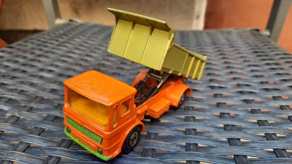 Macheta metalica matchbox super kings scara 1/43