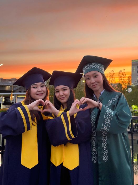 Новые мантии в аренду и продаются