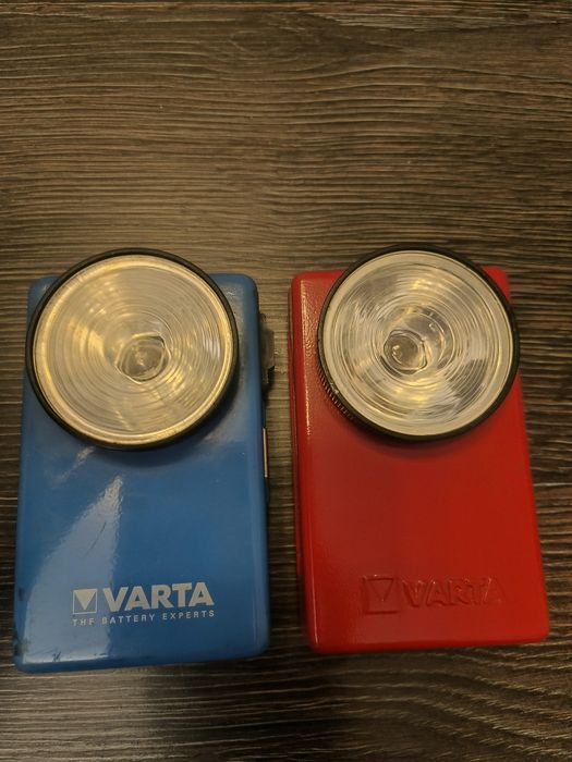Vând lanterna noua Varta model vechi
