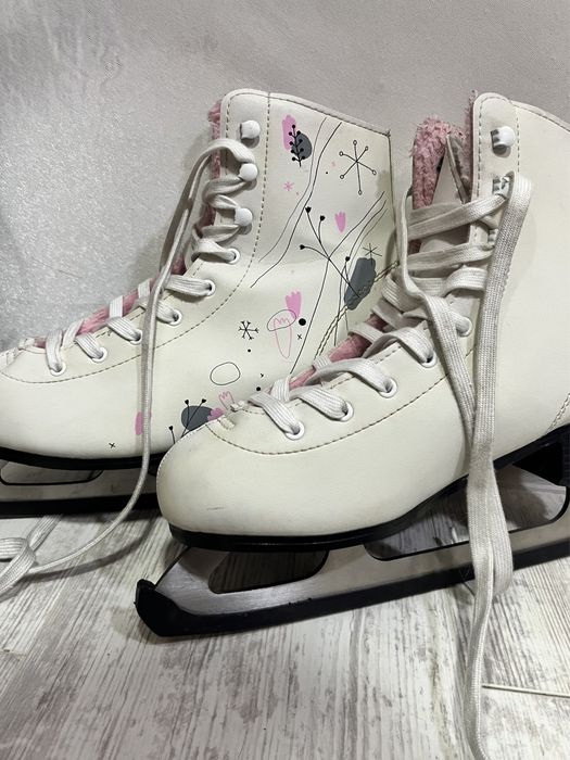 Фигурные коньки (любительские)