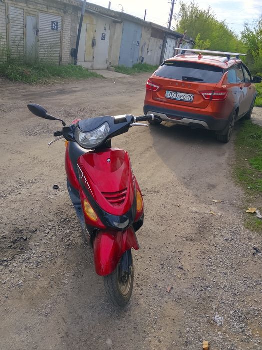 Продам скутер Racer