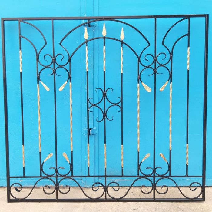 Решётки на окна.