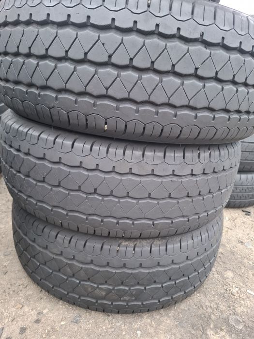 Vand set 4 anvelope 235 65 16 C jiniu bune de vara