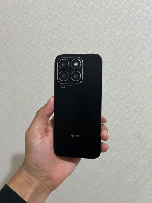 Продам телефон HONOR X8b