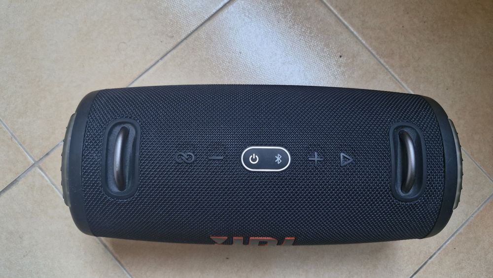 Продава-Преносима тон колона,Модел-JBL XTREME 3 Черна