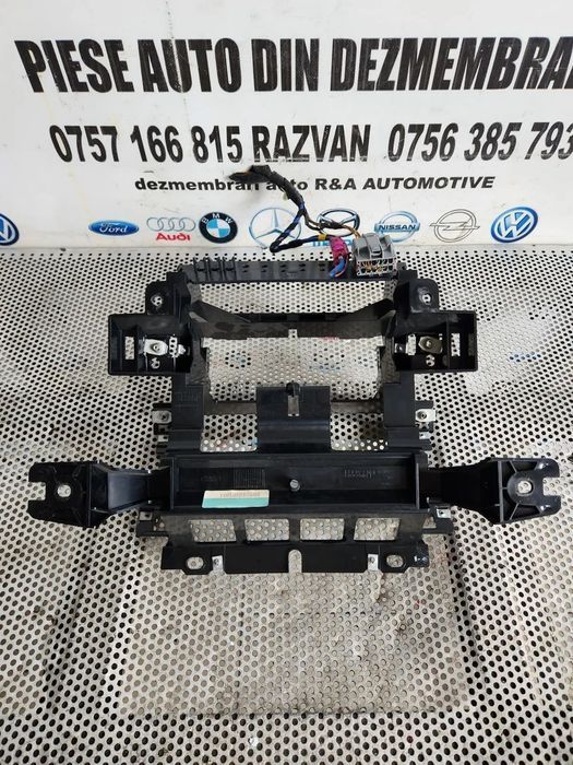 Suport Navigatie Display Range Rover Evoque An 2012-2013-2014-2015-2016-2017-2018-2019 Dezmembrez R