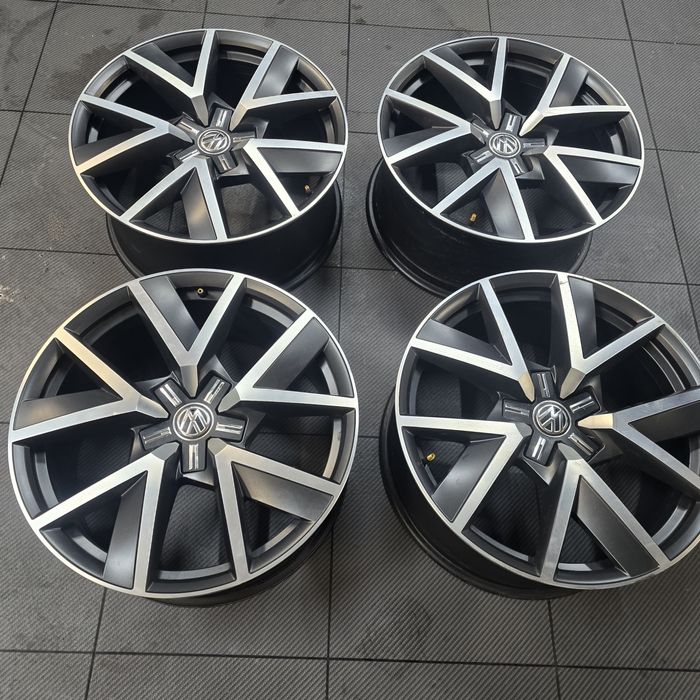 Оригинални  VW джанти 20"-модел Braga