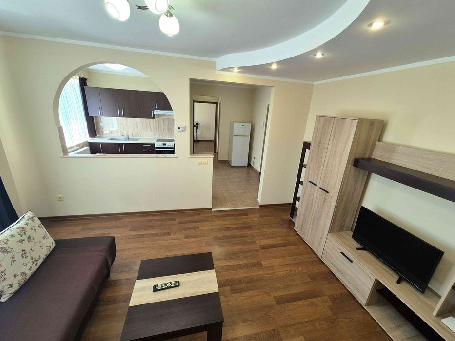 PROPRIETAR – Închiriez ap. 2 camere ULTRACENTRAL (zona Bizo)