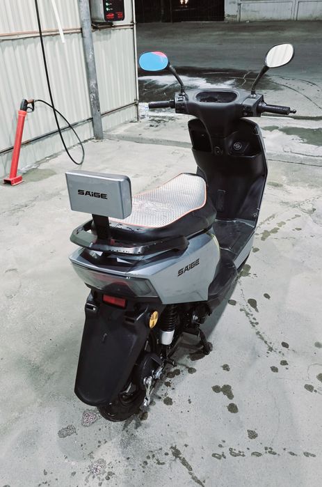 Skuter sotiladi xolati zo'r 55-60 km yuradi