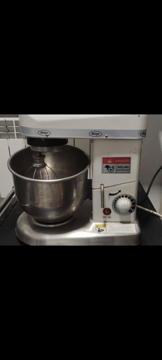 Планетарный миксер (профессиональный)