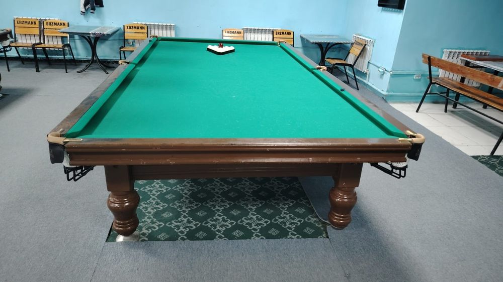 Стол бильярдный 2 шт