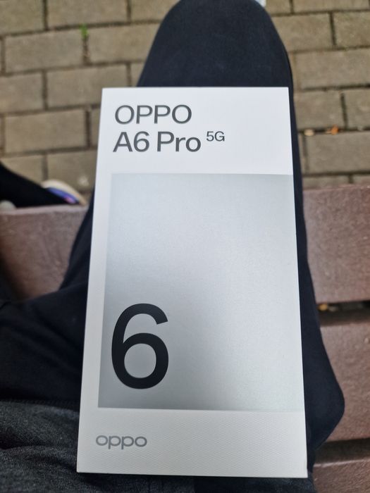 Oppo A6 Pro  5G  8 ram cu 256
