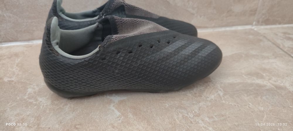 Ghete fotbal adidas mărime 33