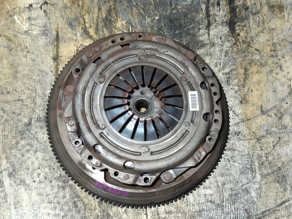 Комплект сцепления маховик корзина диск Opel 1.6 1.8 Z18XER Z16 XER