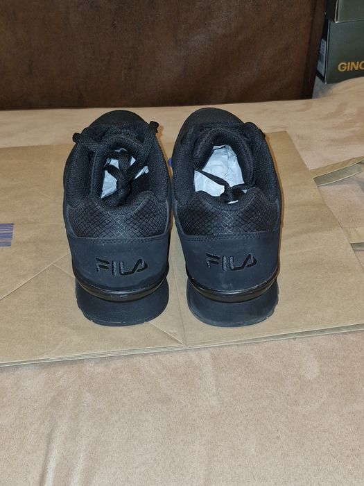 Черна маратонка FILA- 42,5 номер
