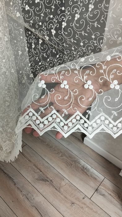 Тюль белого цвета