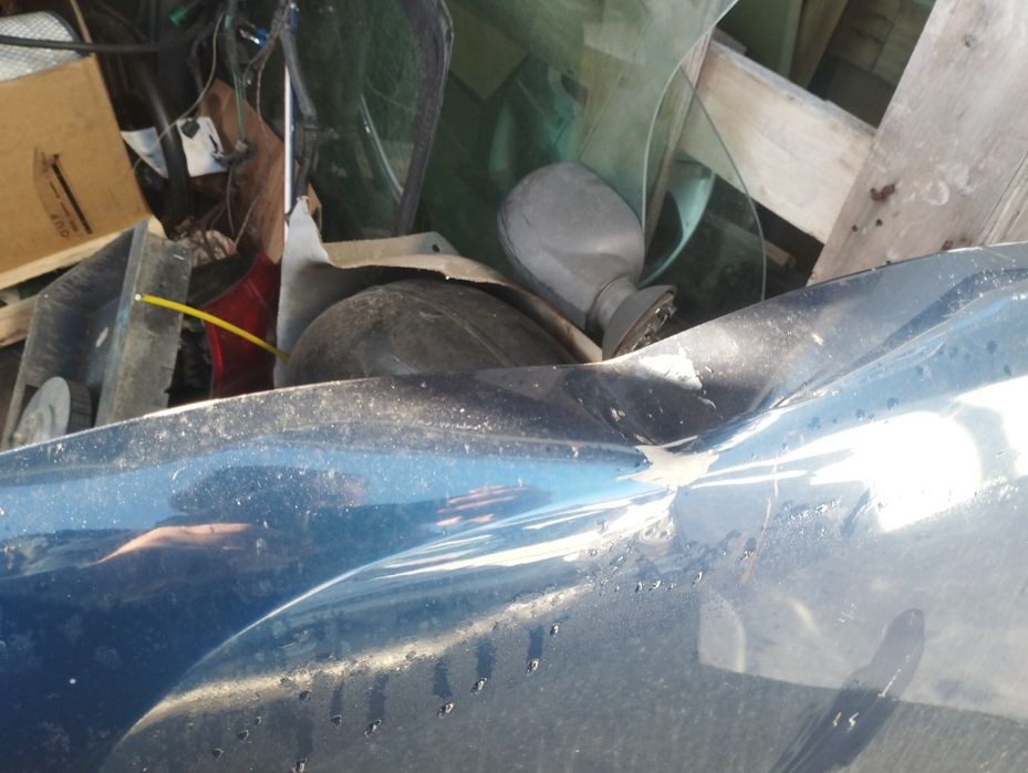 Capota Dacia Duster 2 lovită