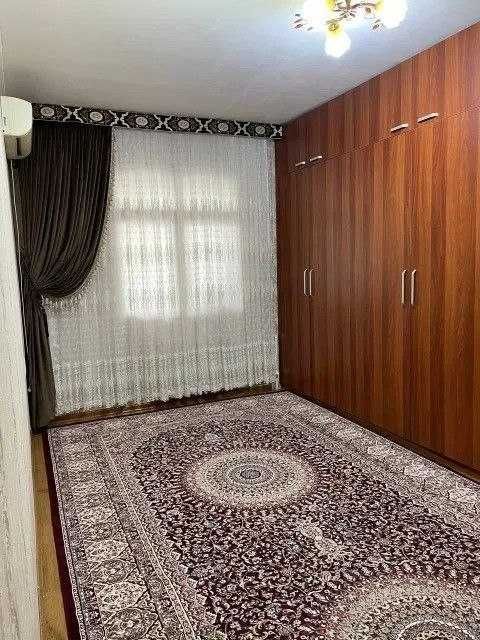 Продается Квартира Чиланзар 20 квартал,  3/4/4. Уй Сотилади.