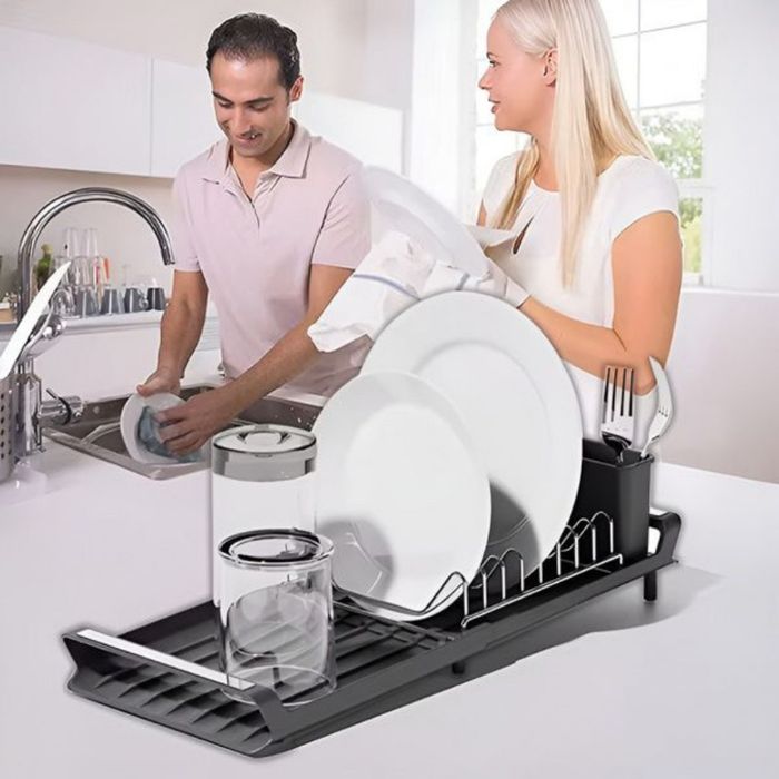 Разтегателен сушилник за съдове и прибори с дренажна тава .