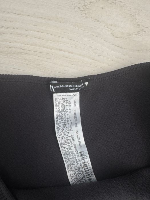 Топ с един ръкав ZARA