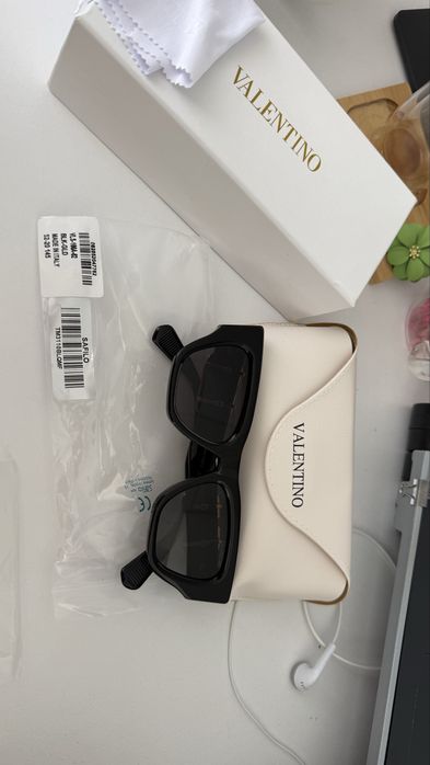 Слънчеви очила Valentino