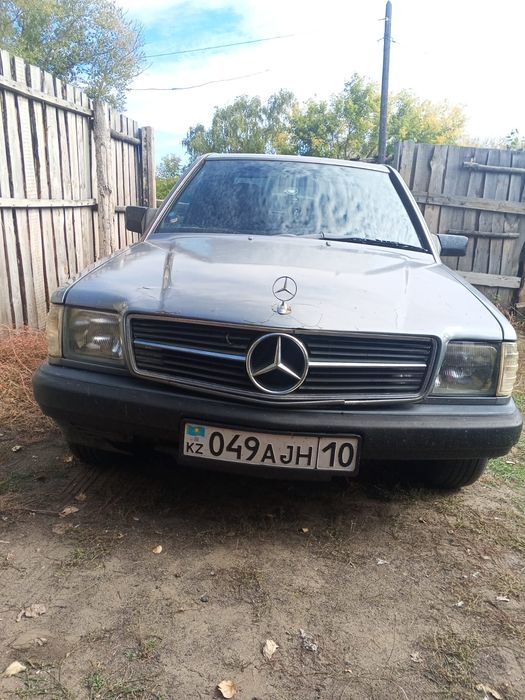 Mercedes 190 W201