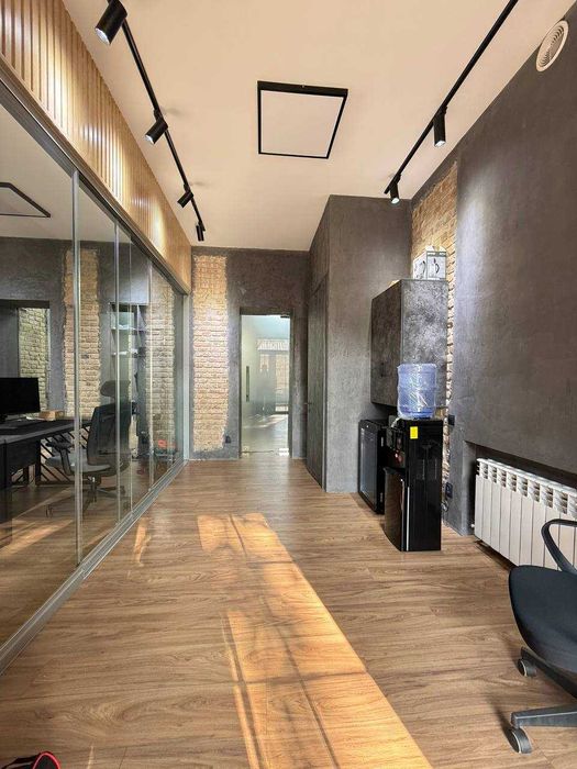 Аренда помещения, ЖК Барокко, Гидрометцентр 75 м² + 20 м² веранда