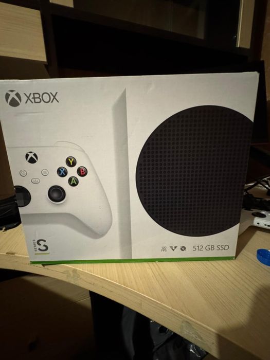 СРОЧНО Продается xbox series s