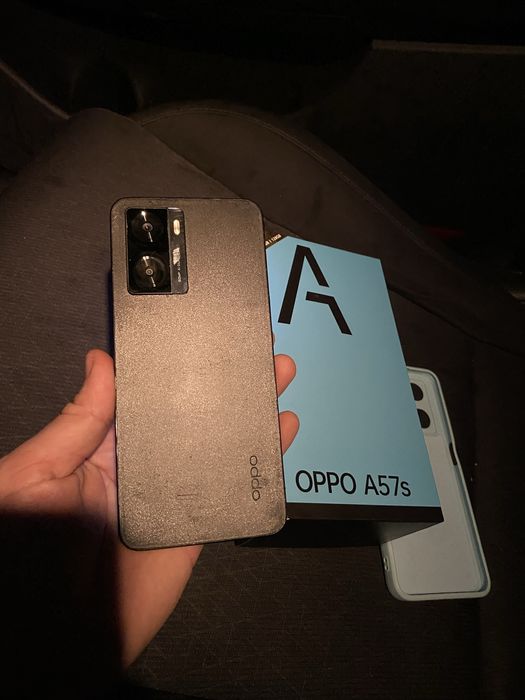 Oppo A57S 128гб отличное состояние