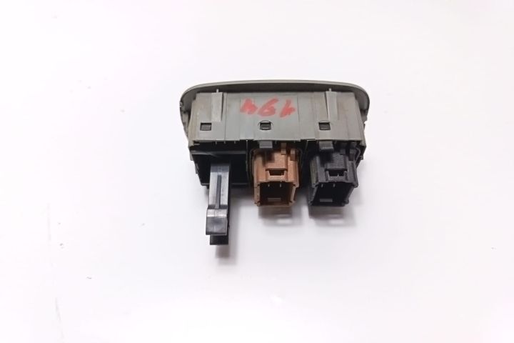 Buton blocare deblocare Renault Trafic a 2-a generatie seria