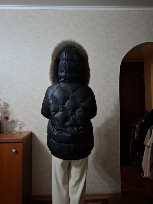 Пуховик женский темно серый
