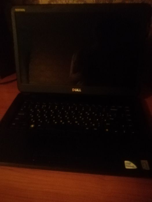 Продам ноутбук Dell.