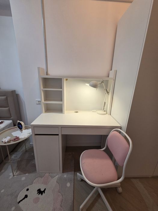 Birou copii Micke Ikea + scaun + veioza