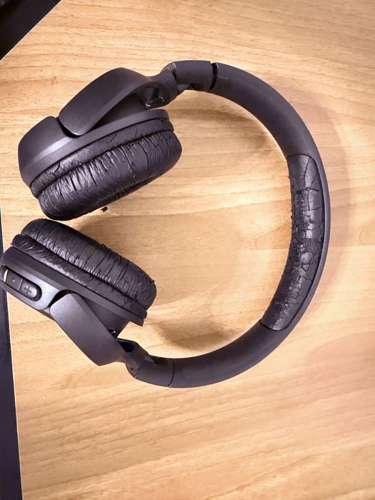 Vand Casti JBL 500TB