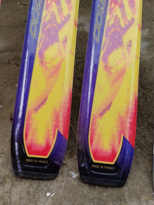 Продавам ски