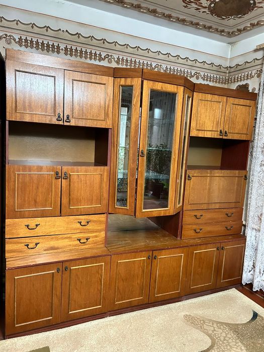 Стенка для дома !