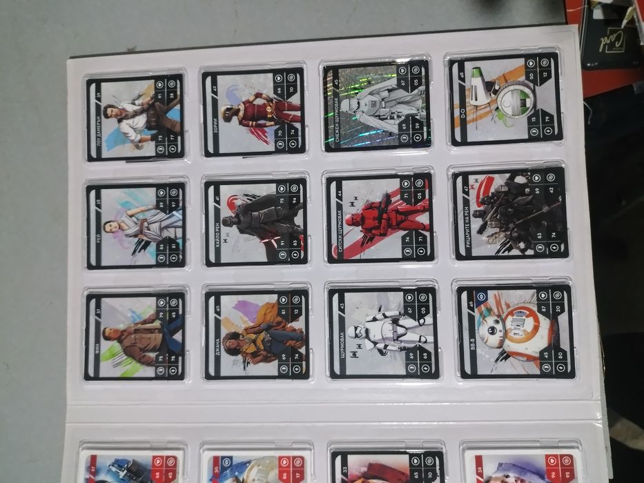 starwars с кутия BB8