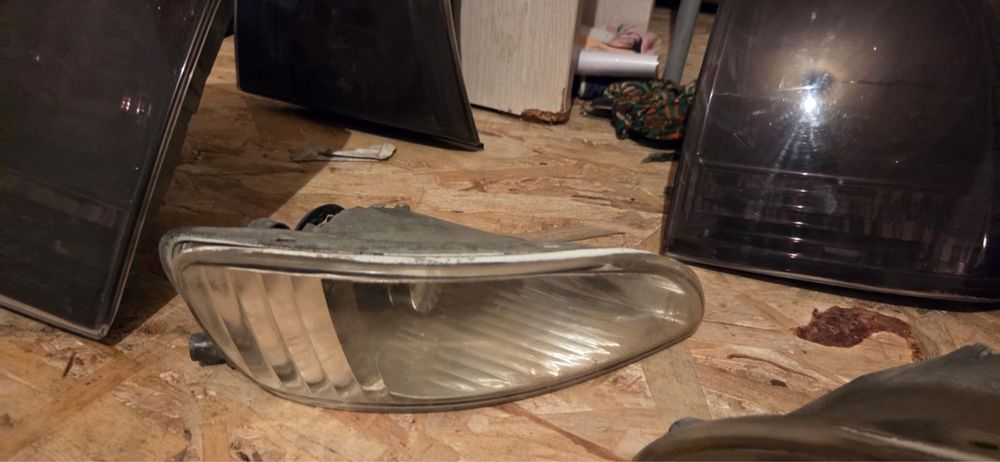 Лексус R330 задний стоп и туманка