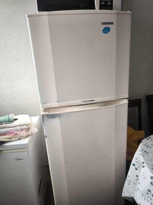 Отдам холодильник