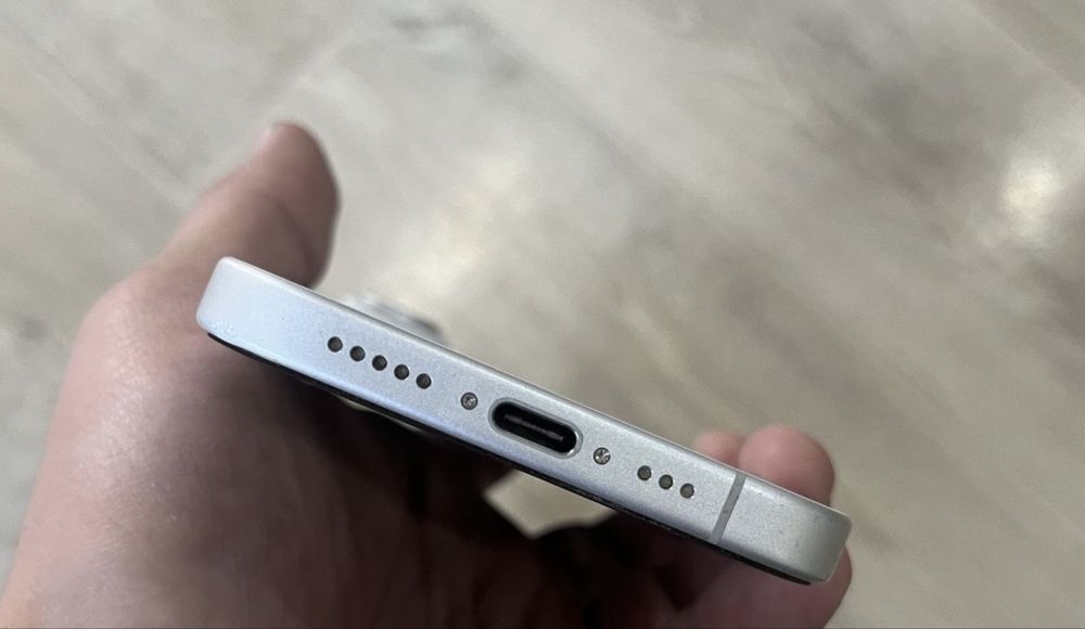 Айфон 16 128 гб емкость 100%