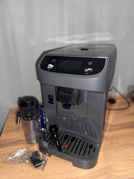 Кофемашина De’Longhi Magnifica Plus