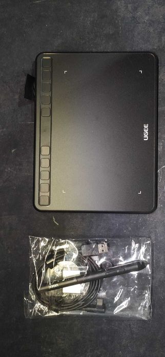 Tabletă Grafică Ugee Q6 – Creativitate