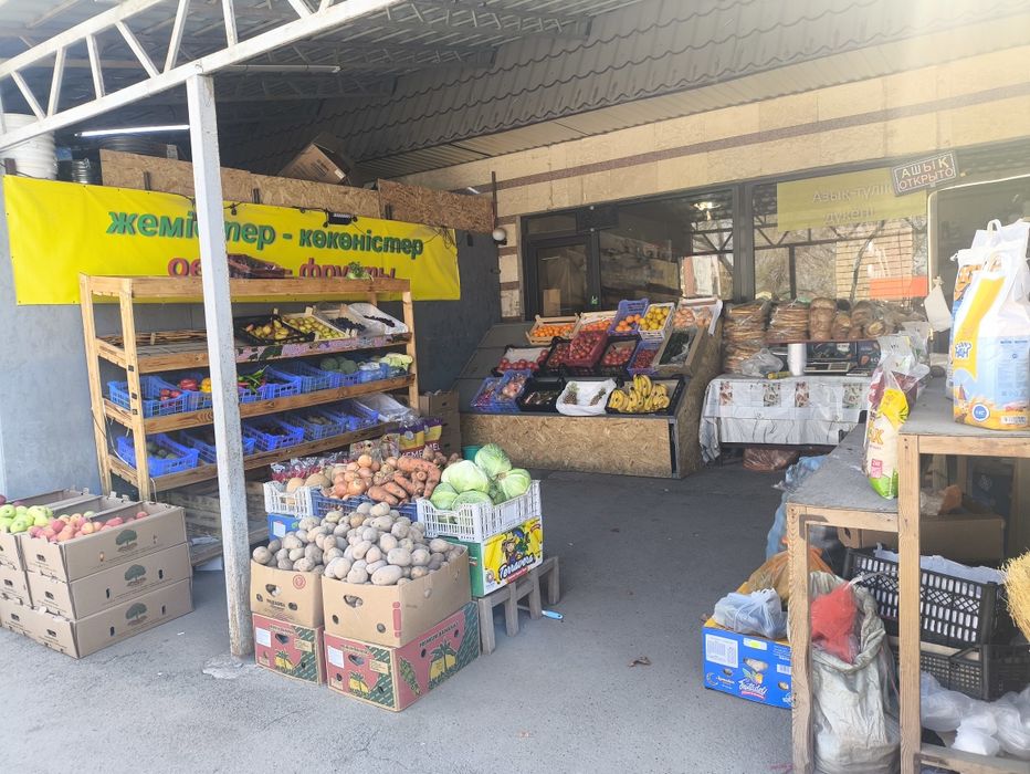 Магазин бутик  на базаре