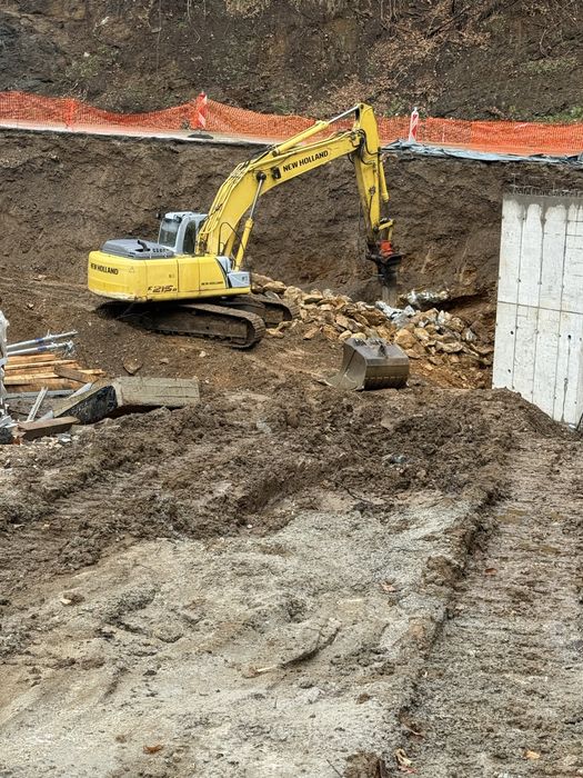 Услуги с Багери , Камьони.