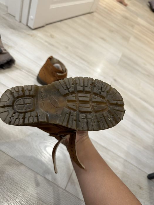 Осенние ботинки