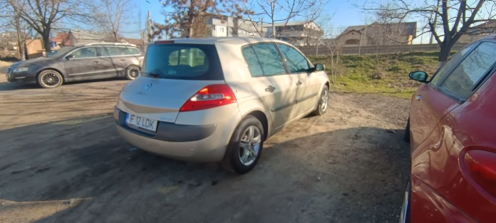 Vand megane 2, 1,5 dci, 6 trepte, ac, pilot automat.